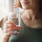 Otto motivi per bere almeno 2 litri d’acqua al giorno
